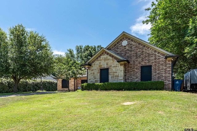 15682 Regian Drive, Lindale, TX 75771