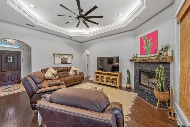 15682 Regian Drive, Lindale, TX 75771