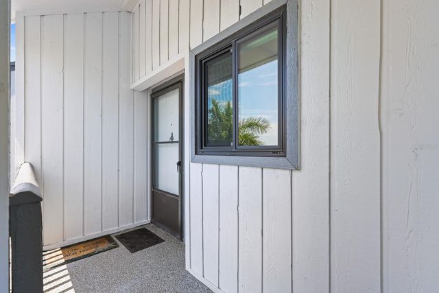 821 BAHIA DEL SOL DRIVE B, Ruskin, FL 33570