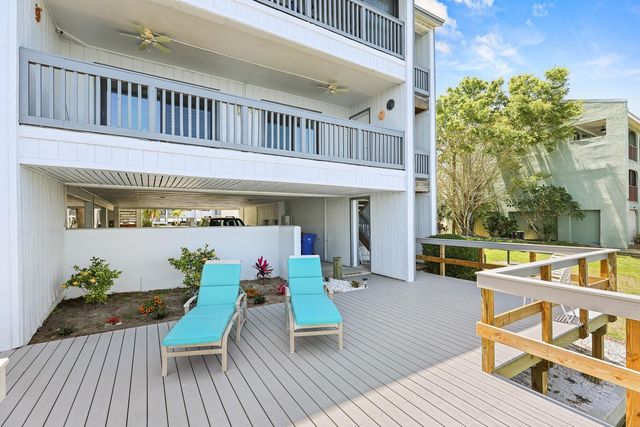 821 BAHIA DEL SOL DRIVE B, Ruskin, FL 33570