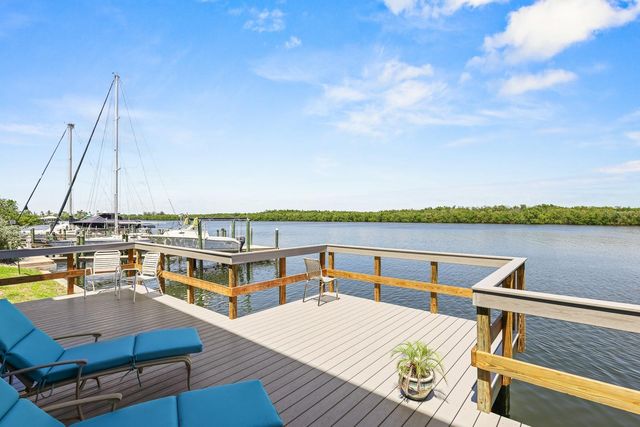 821 BAHIA DEL SOL DRIVE B, Ruskin, FL 33570