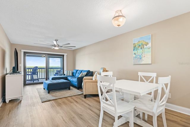 821 BAHIA DEL SOL DRIVE B, Ruskin, FL 33570