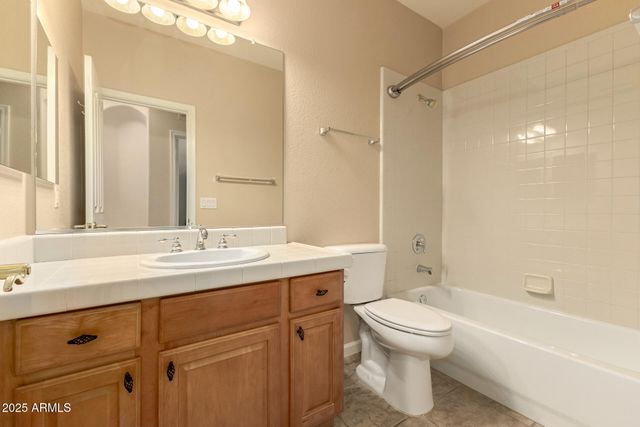 23632 S ILLINOIS Avenue, Sun Lakes, AZ 85248