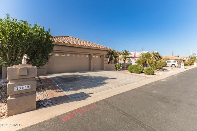 23632 S ILLINOIS Avenue, Sun Lakes, AZ 85248
