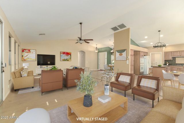 23632 S ILLINOIS Avenue, Sun Lakes, AZ 85248