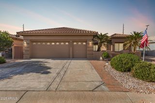 23632 S ILLINOIS Avenue, Sun Lakes, AZ 85248