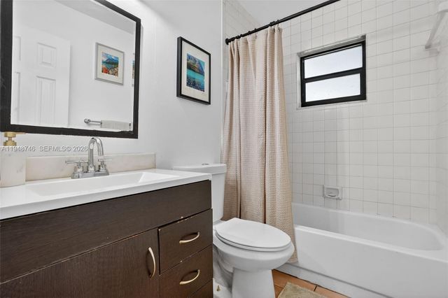 9770 NW 15th St 293, Pembroke Pines, FL 33024