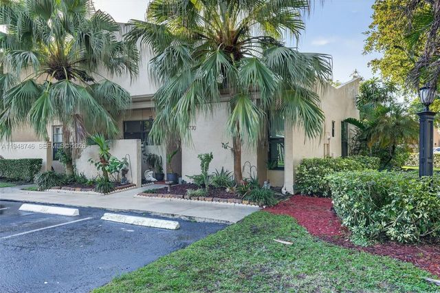 9770 NW 15th St 293, Pembroke Pines, FL 33024