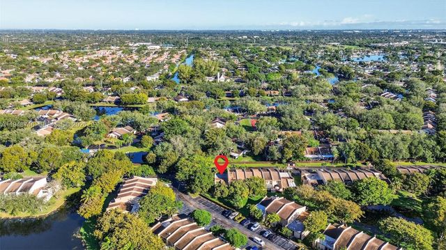 9770 NW 15th St 293, Pembroke Pines, FL 33024