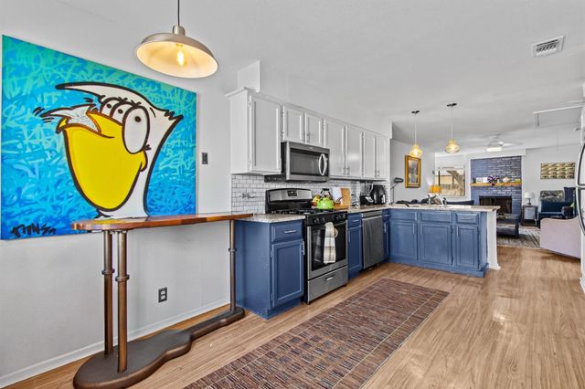 2800 Burleson RD, Austin, TX 78741