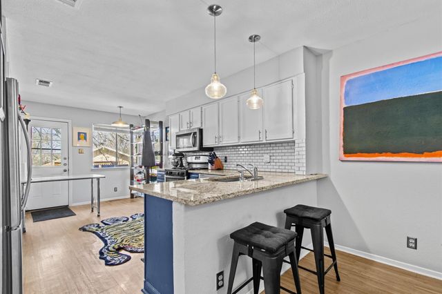 2800 Burleson RD, Austin, TX 78741
