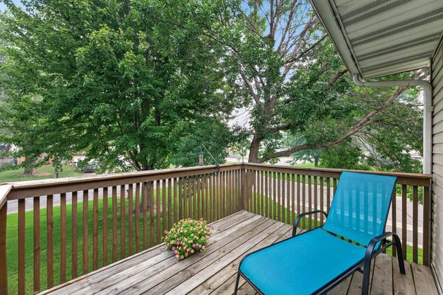 889 125th Drive NE, Blaine, MN 55434