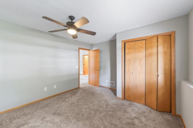 889 125th Drive NE, Blaine, MN 55434
