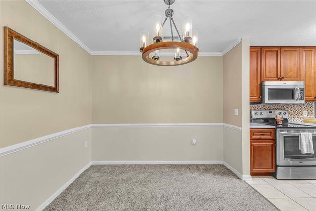 3367 Lenox Village Drive, Fairlawn, OH 44333