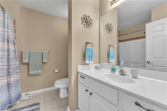 3367 Lenox Village Drive, Fairlawn, OH 44333