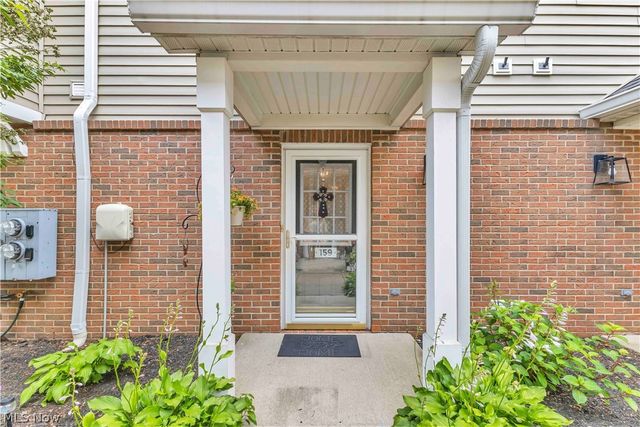 3367 Lenox Village Drive, Fairlawn, OH 44333