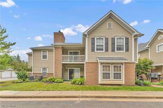3367 Lenox Village Drive, Fairlawn, OH 44333