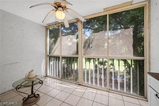 499 Forest Lakes BLVD 312, Naples, FL 34105