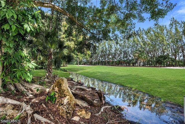 499 Forest Lakes BLVD 312, Naples, FL 34105
