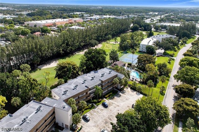 499 Forest Lakes BLVD 312, Naples, FL 34105