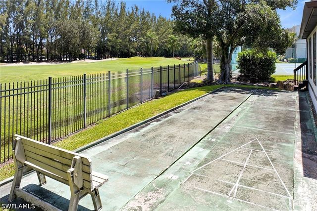 499 Forest Lakes BLVD 312, Naples, FL 34105