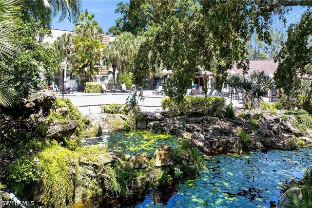 499 Forest Lakes BLVD 312, Naples, FL 34105