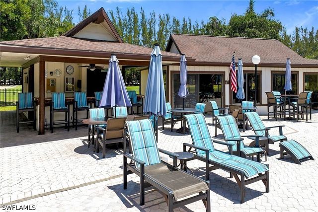 499 Forest Lakes BLVD 312, Naples, FL 34105