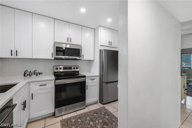 499 Forest Lakes BLVD 312, Naples, FL 34105