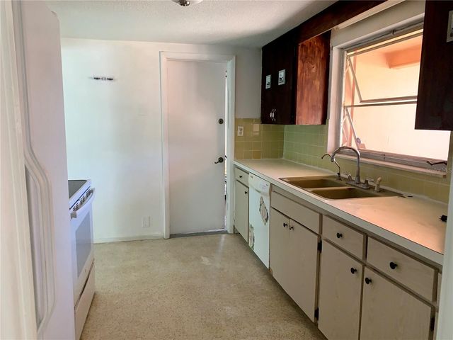 8024 JASMINE BOULEVARD, Port Richey, FL 34668