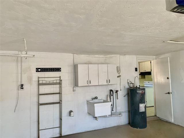 8024 JASMINE BOULEVARD, Port Richey, FL 34668