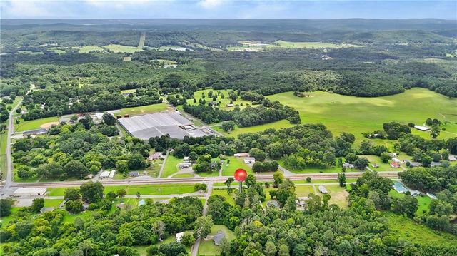 77 York Drive NE, Plainville, GA 30733