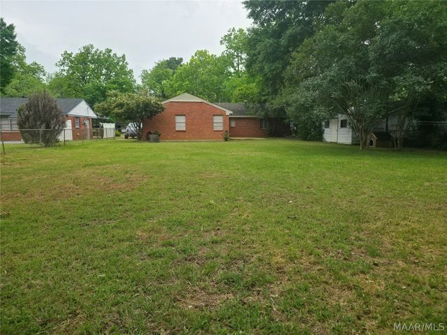 3739 Honeysuckle Road, Montgomery, AL 36109