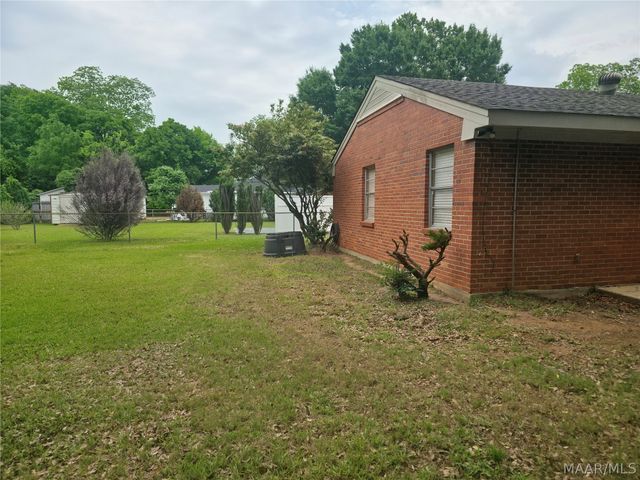 3739 Honeysuckle Road, Montgomery, AL 36109