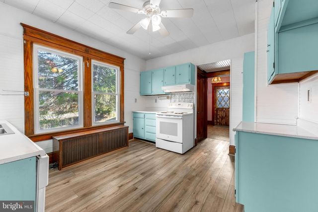 415 E HOWARD ST, Bellefonte, PA 16823