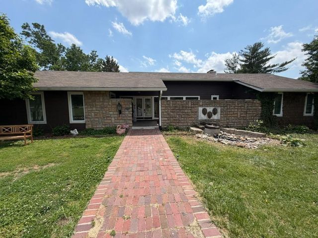11709 W Harmony Lane, Olathe, KS 66062