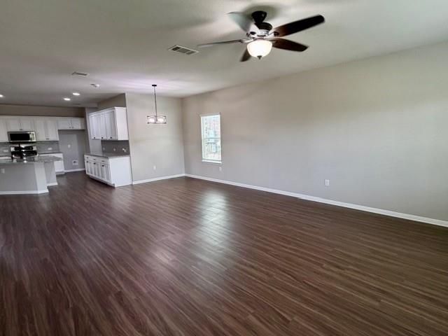 133 Shiner LN, Georgetown, TX 78626