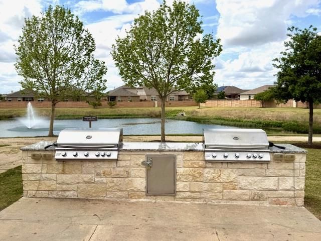 133 Shiner LN, Georgetown, TX 78626