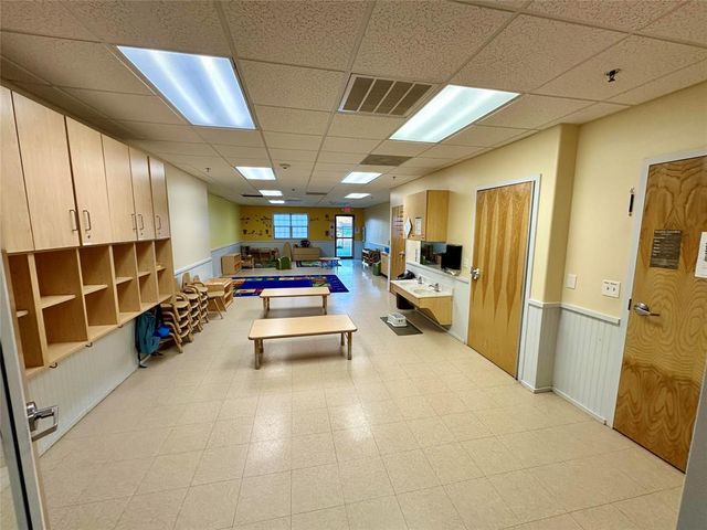 1301 N Lakeline BLVD, Cedar Park, TX 78613
