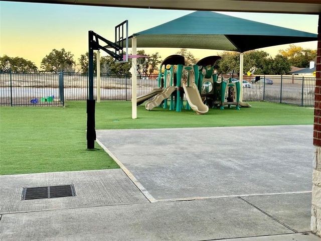 1301 N Lakeline BLVD, Cedar Park, TX 78613