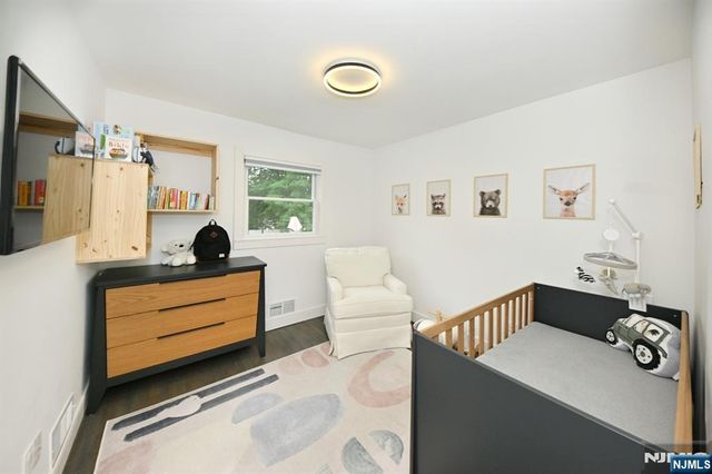621 Stanley Place, River Vale, NJ 07675