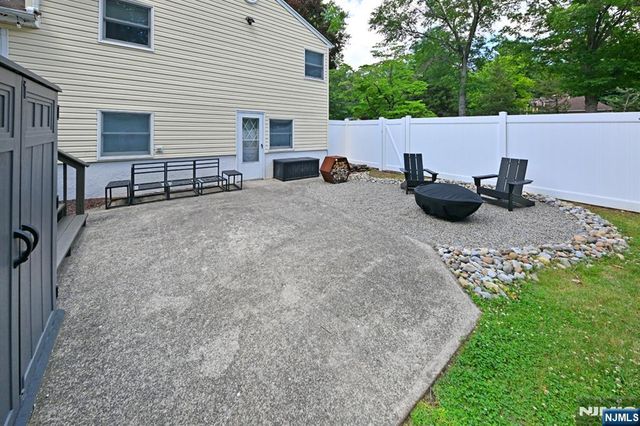 621 Stanley Place, River Vale, NJ 07675