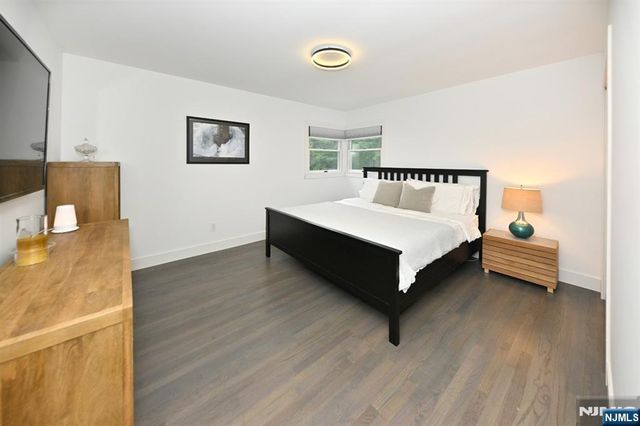 621 Stanley Place, River Vale, NJ 07675