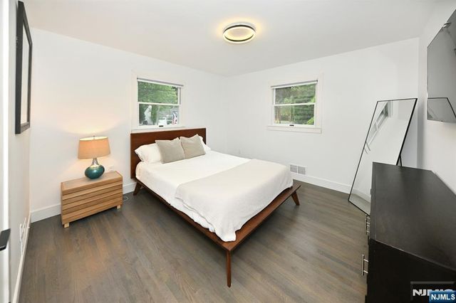 621 Stanley Place, River Vale, NJ 07675