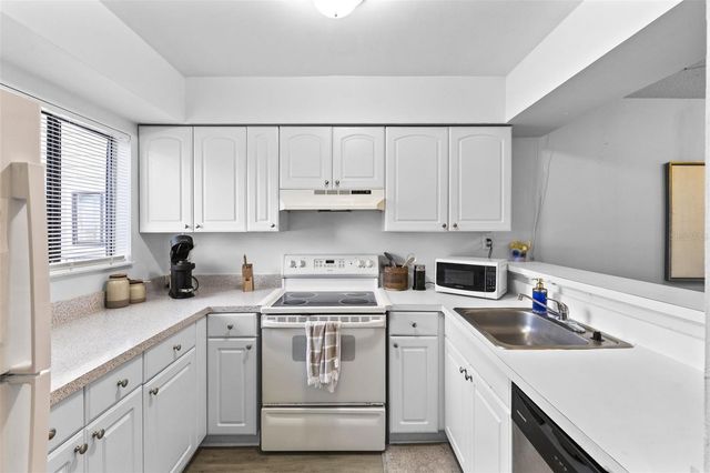 278 SCOTTSDALE SQUARE 278, Winter Park, FL 32792