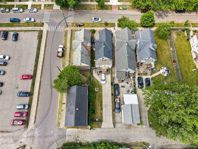 2100 Lansing Street, Detroit, MI 48209