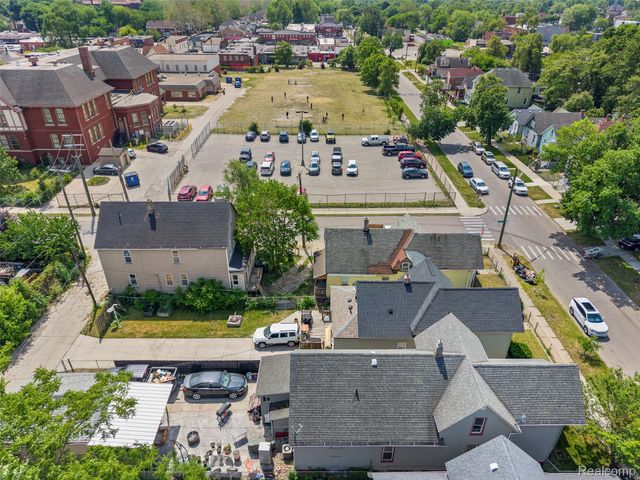 2100 Lansing Street, Detroit, MI 48209