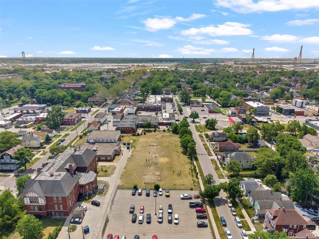 2100 Lansing Street, Detroit, MI 48209