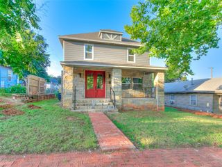 105 E College Avenue, Guthrie, OK 73044