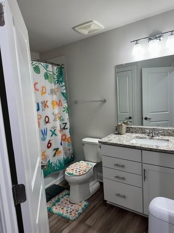 1500 Stanford LN, Newport News, VA 23608