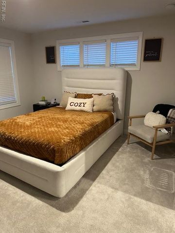 1500 Stanford LN, Newport News, VA 23608